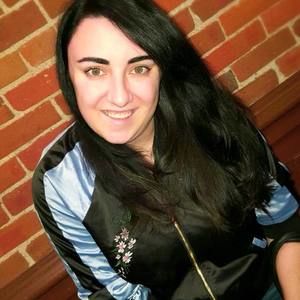 Meet your Posher, Catie